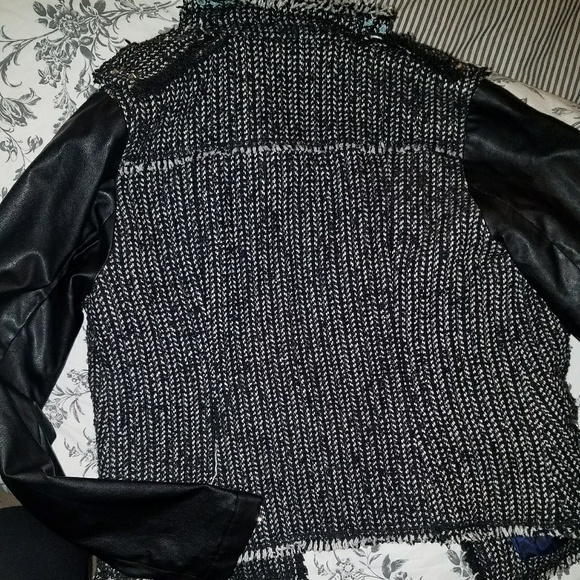 Short jacket - Picture 3 of 4